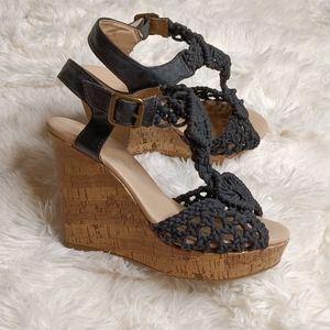 Hot Tomato Lulu black macrame wedges